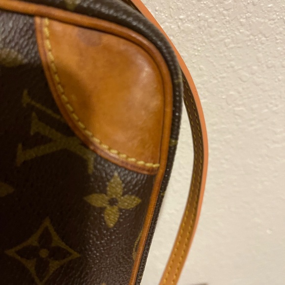 SOLD Louis Vuitton monogram Crossbody handbag - Picture 4 of 16
